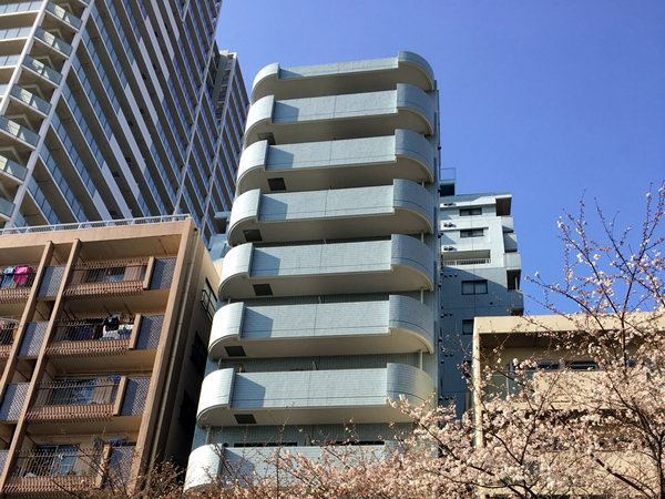 フォーラムイン東京1の外観