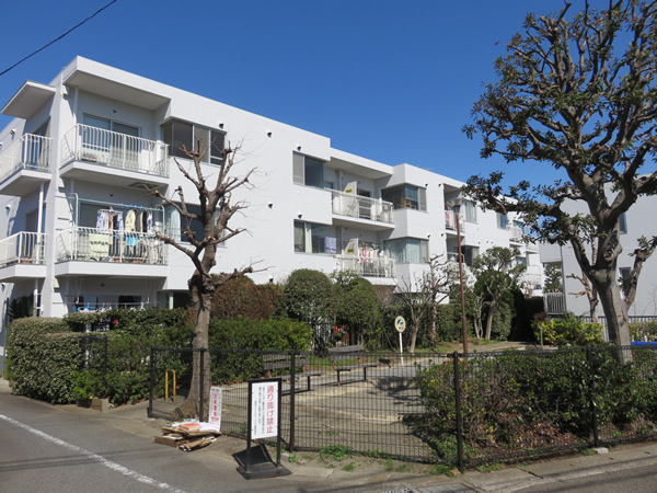 読売ランドシティハウスの外観