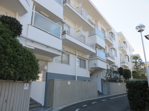 読売ランドシティハウスの外観