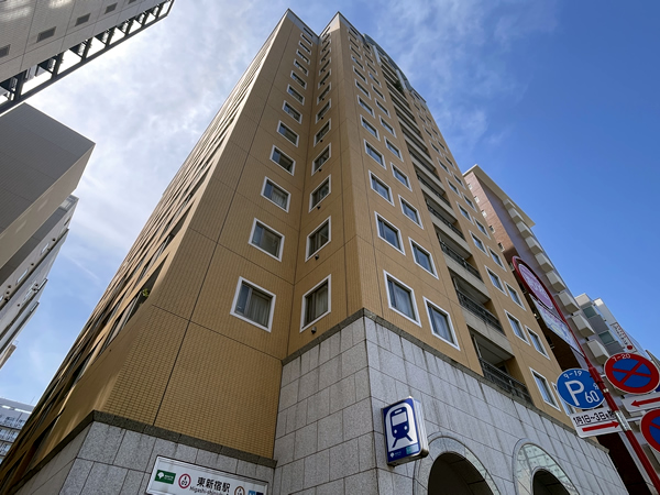東新宿レジデンシャルタワーの外観