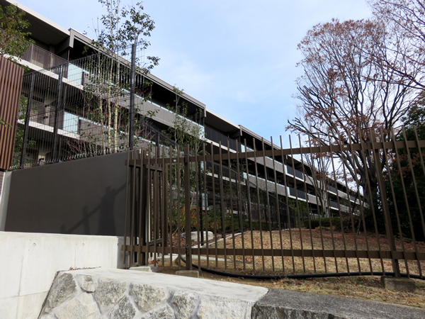 ザ・パークハウスあざみ野一丁目の外観