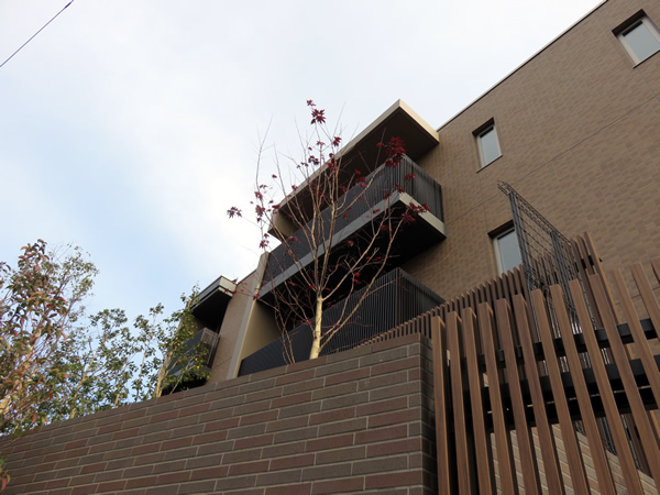 ザ・パークハウスあざみ野一丁目の外観