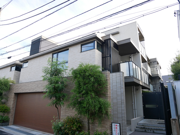 リリーゼ目白近衛町の外観