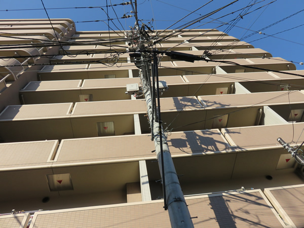 日神パレステージ本厚木リバースクエアの外観