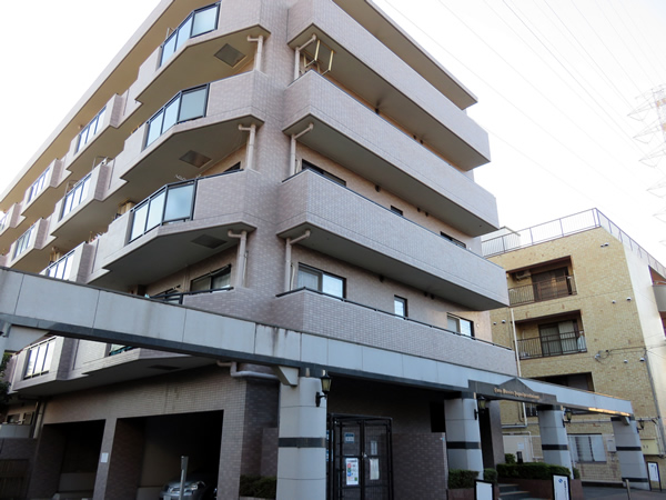 ライオンズマンション相模原駅南の外観