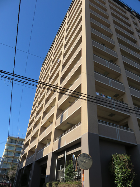 日神パレステージ西門公園通りの外観