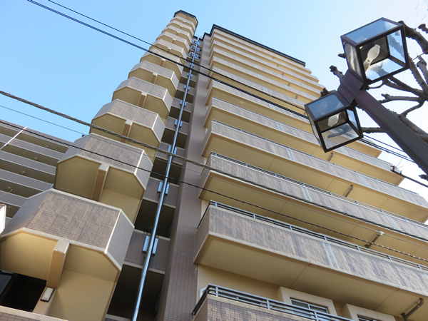 日神パレステージ西門公園通りの外観