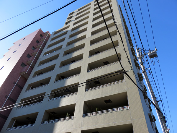 イトーピア相模原ウィズイーストフォートの外観