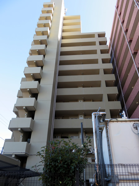 イトーピア相模原ウィズイーストフォートの外観