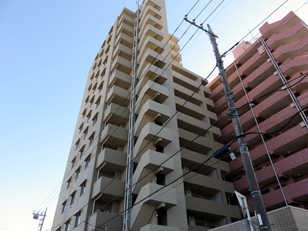 イトーピア相模原ウィズイーストフォートの外観