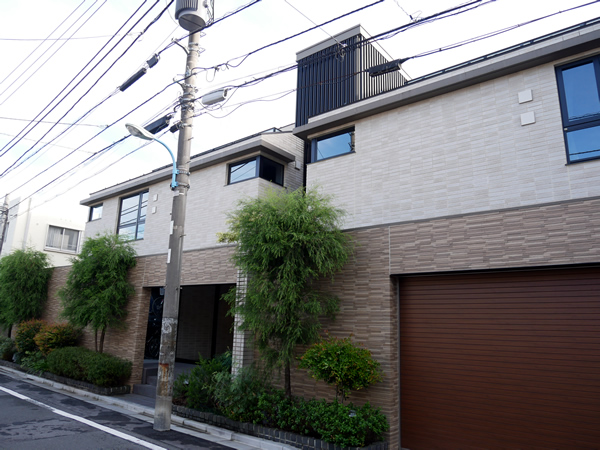 リリーゼ目白近衛町の外観