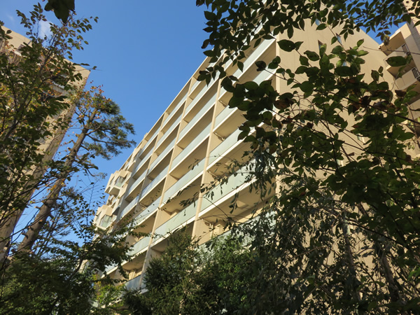 グランドメゾン狛江の外観