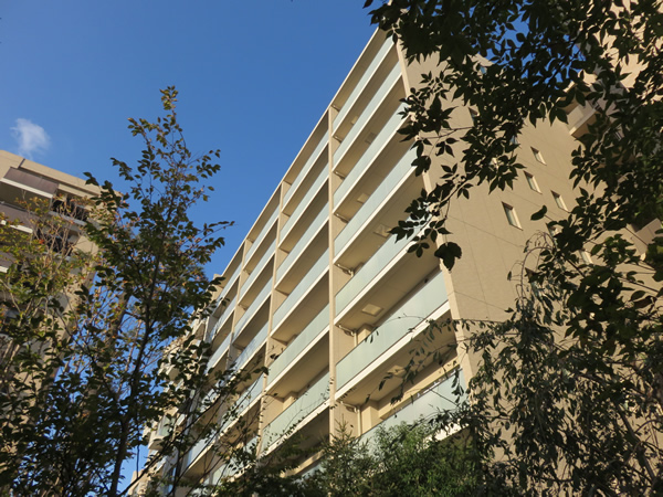 グランドメゾン狛江の外観