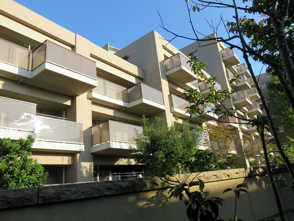 グランドメゾン狛江の外観