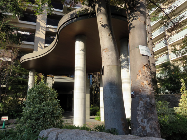 グランドメゾン狛江の外観