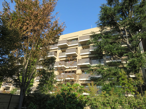 グランドメゾン狛江の外観