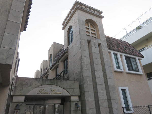 セボン狛江の外観