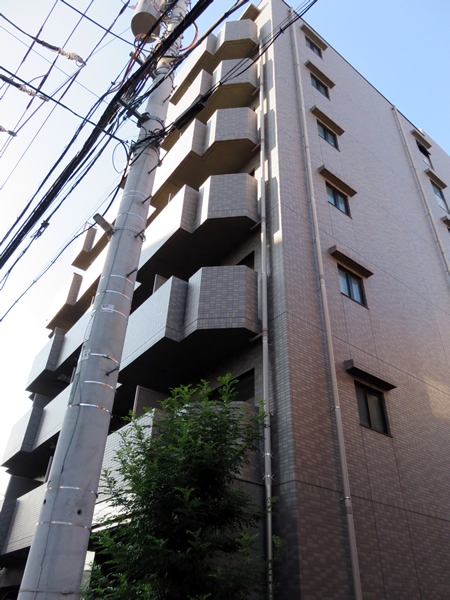 ルーブル狛江の外観