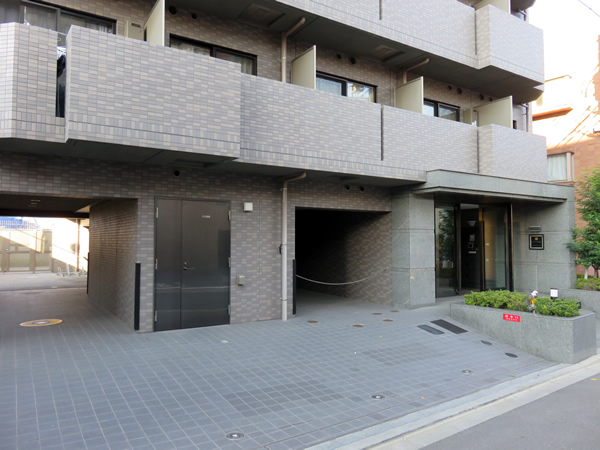 ルーブル狛江の外観