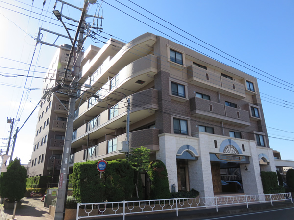 ダイアパレス相模原清新グランガーデンの外観