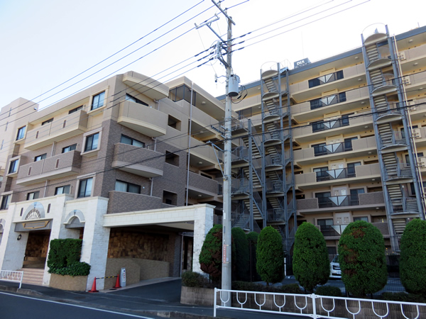 ダイアパレス相模原清新グランガーデンの外観