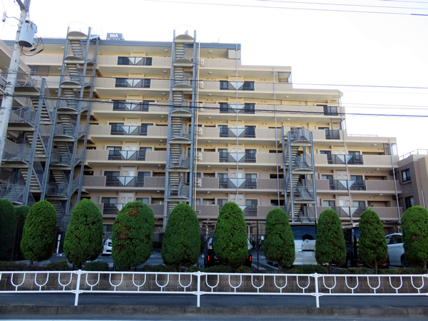 ダイアパレス相模原清新グランガーデンの外観