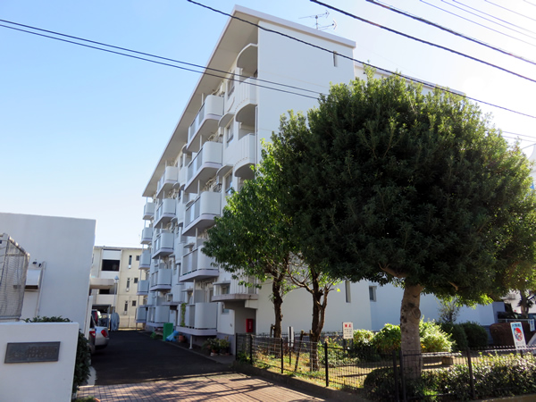 チュリス相模原の外観