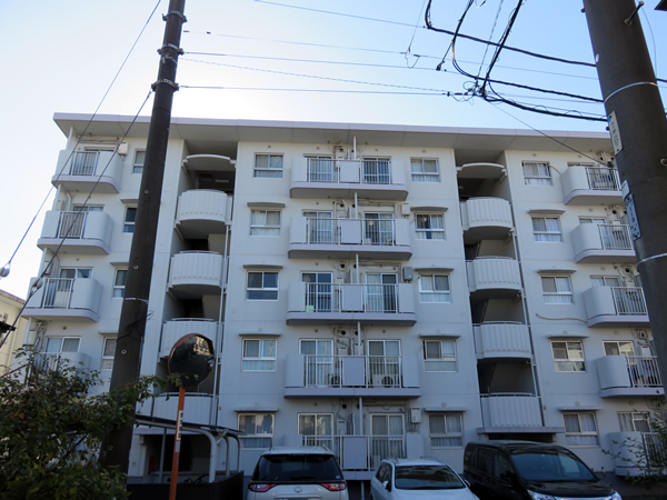 チュリス相模原の外観