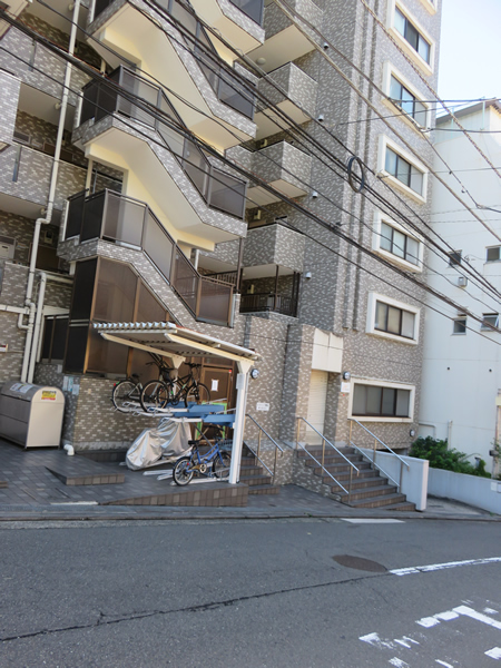 ヒルトップ横浜の外観