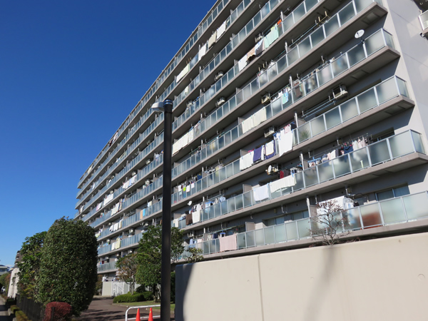 藤和相模原ハイタウンの外観