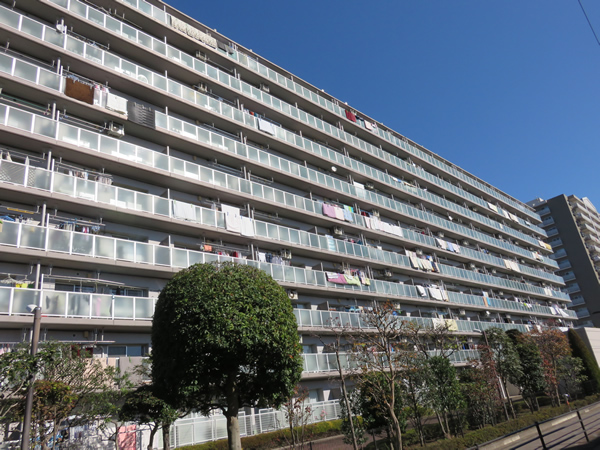 藤和相模原ハイタウンの外観