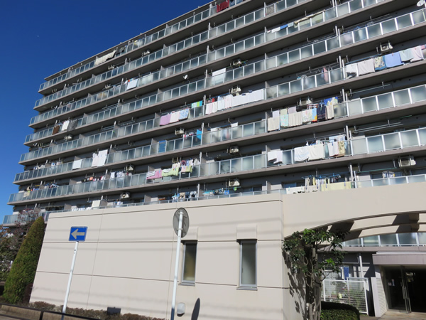 藤和相模原ハイタウンの外観