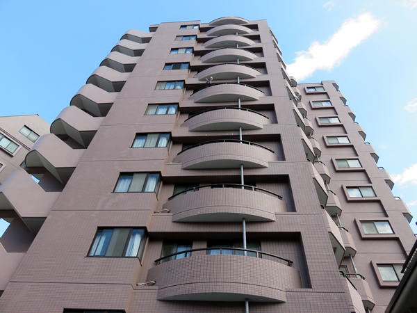 ロアーブルサン相模原2番館の外観