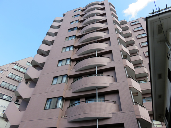 ロアーブルサン相模原2番館の外観