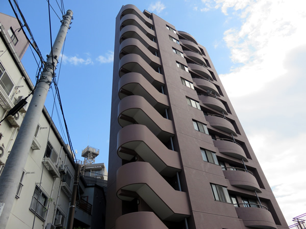 ロアーブルサン相模原2番館の外観