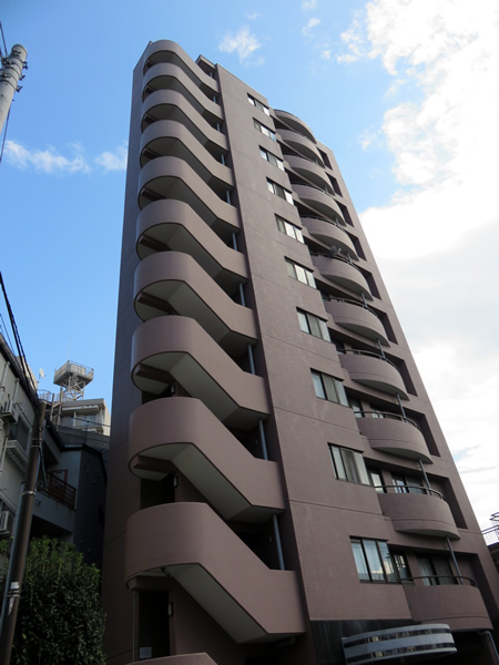 ロアーブルサン相模原2番館の外観