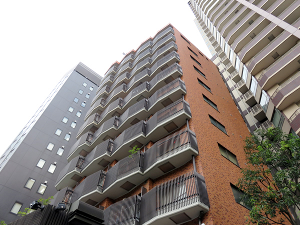 ライオンズマンション愛宕山の外観