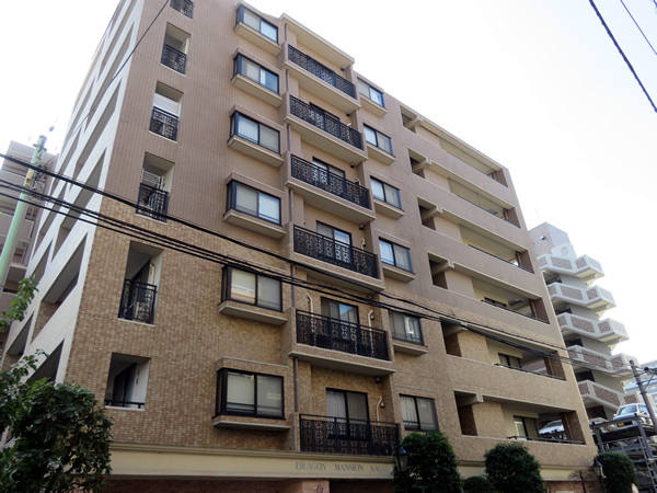 ドラゴンマンション相模原5番館の外観