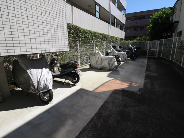 クリオ登戸1番館の外観