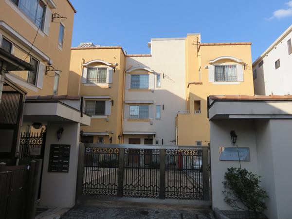 セボンコルティーレ狛江の外観