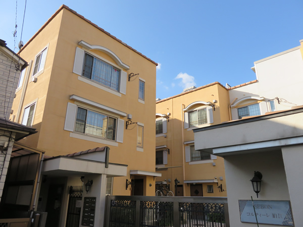 セボンコルティーレ狛江の外観