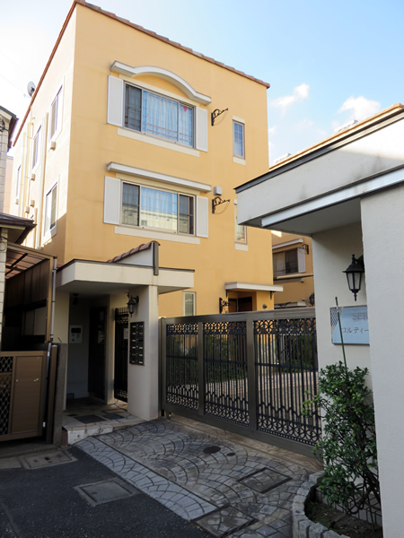 セボンコルティーレ狛江の外観