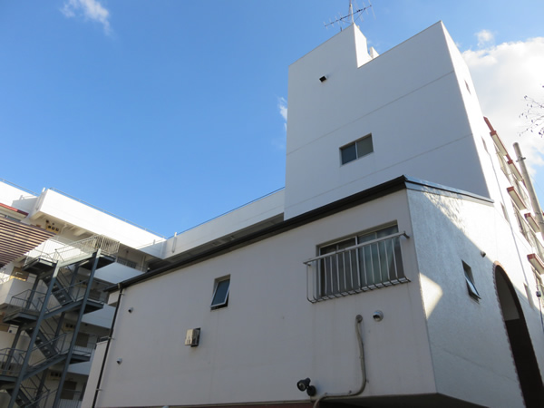 狛江ハイツの外観