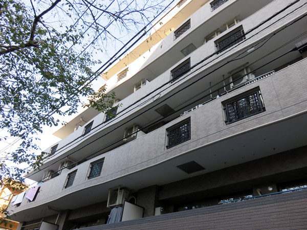 センチュリー狛江の外観