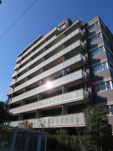 ザ・パークハウス狛江の外観