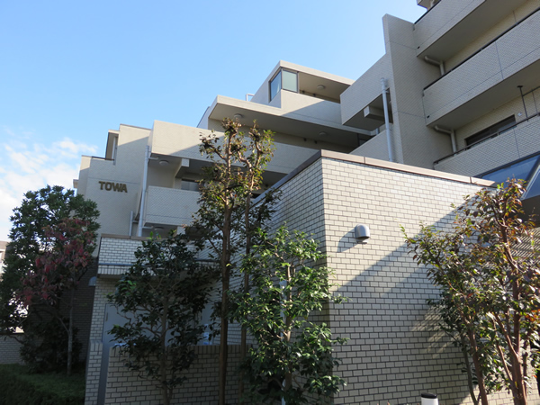 藤和狛江ホームズの外観