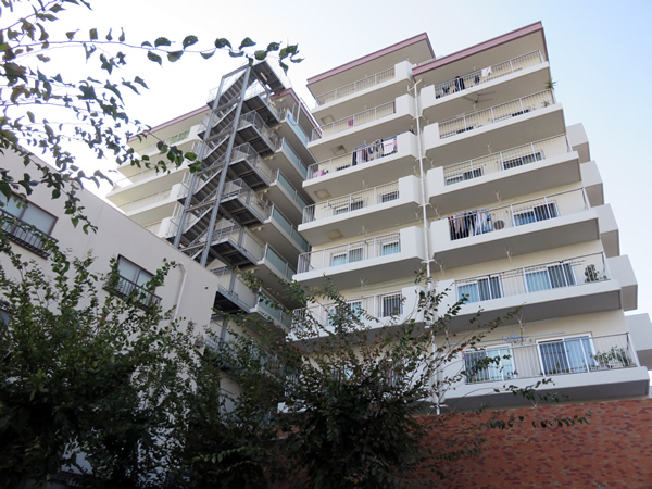 シャルム狛江の外観