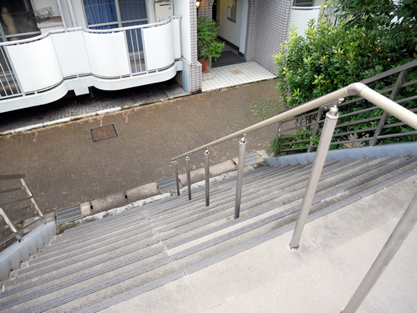 目白スカイハイツの外観