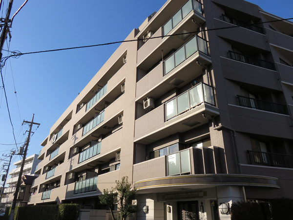 グランヴェルビュ八王子の外観