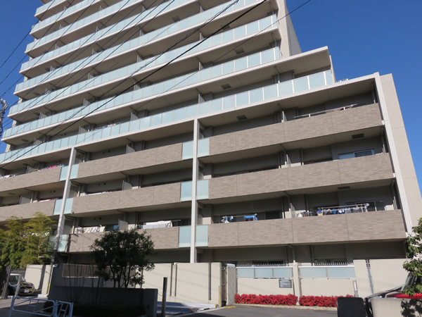 イニシア八王子明神町の外観